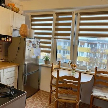 Centrum Apartament Legionow 15 Apartment Konin  Bagian luar foto